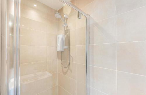 3 Bed in Putsborough oc-flt20 - Photo 14