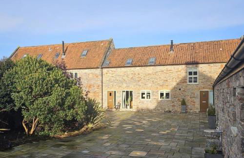 The Byre - Luxury Barn, near Wells, Somerset, pool, gym - Photo 1