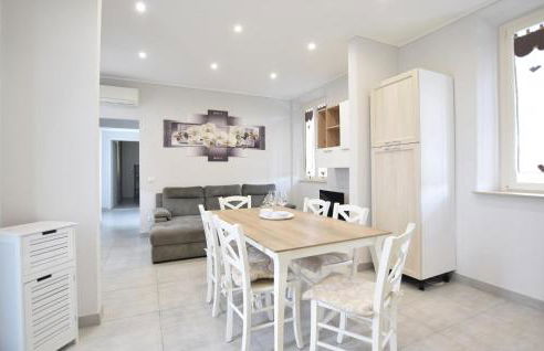 Gorgeous Home In Capezzano Pianore - Foto 11