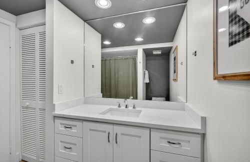 Caddyshack Golf themed Condo! 15 mins to beach&PBI - Foto 36