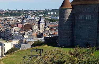QUAI 65 , 3 pièces sur le port, à 250 m de la rue piétonne et de la mer - Foto 22