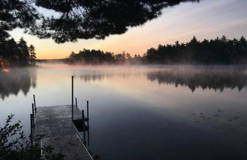 Waterfront Conway Vacation Rental with Deck! - Foto 2