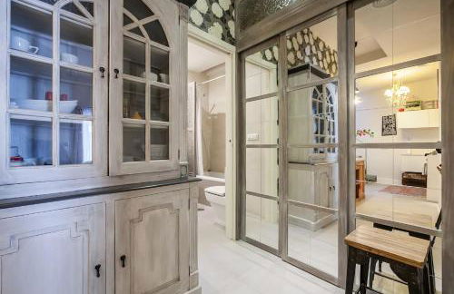 Awesome Penthouse - Photo 25