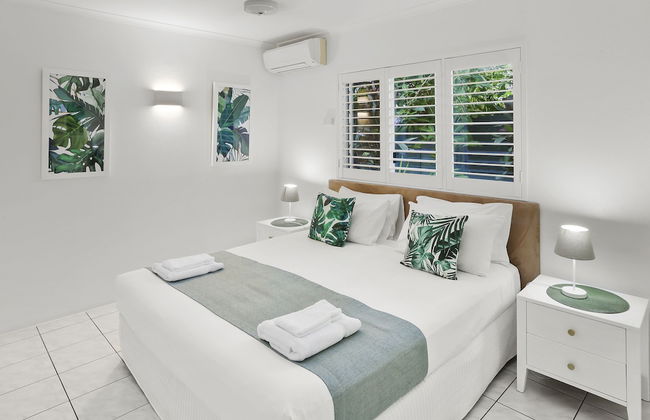 Agincourt Beachfront Apartments - Photo 4