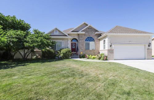 Cozy American Fork Retreat with Electric Fireplace - Foto 23