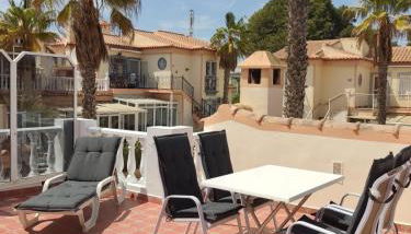 Schönes ruhiges Rooftop Apartment mit großer Dachterrasse - Foto 2