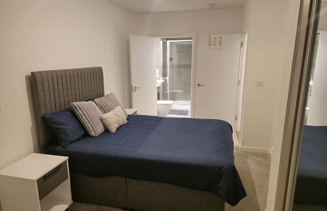 Luxurious 2-bed Haven in the Heart of Barking - Foto 4