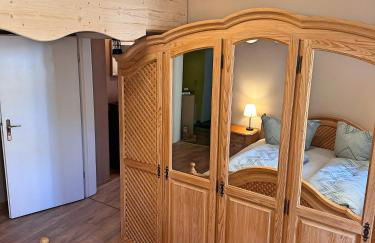 Altstadt Apartment Zittau - stilvolle familienfreundliche Ferienwohnung 78qm am Zittauer Museum und Zittauer Gebirge im Herzen der Oberlausitz mit eigenem Parkplatz ideal zum Wandern im Dreiländereck - Foto 23