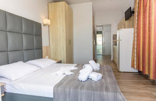 Paradisos Holiday - Foto 8