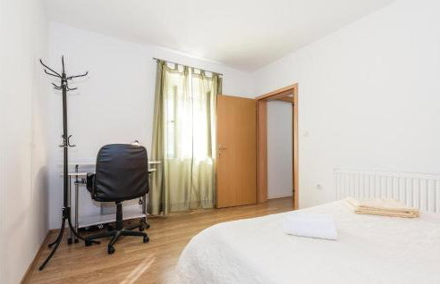 Four-Bedroom Holiday Home In Primosten - Foto 32