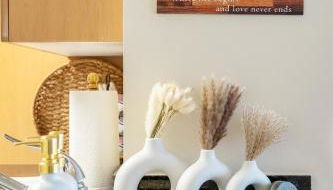 Luxury Stay-Free Parking-Amazon HQ-Nearby DC-Wifi-Pool-Gym - Photo 5