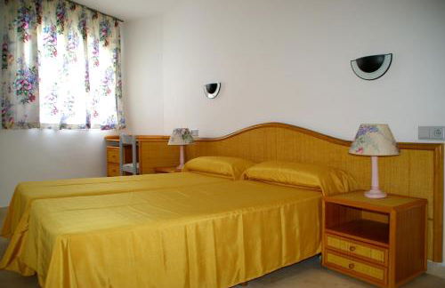 Apartamentos Centremar - Foto 135