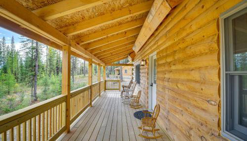 Secluded Cabin with Mtn Views about 33 Mi to Bigfork! - Foto 3