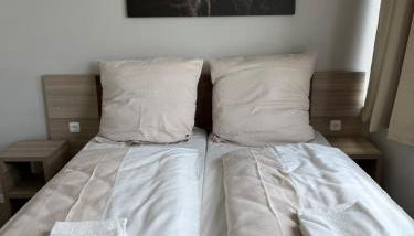 Aparthotel Emilia 24h Check-in, Free Parking and WiFi - Foto 5