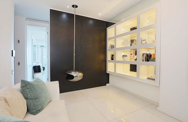 Villa Bleu Blanc in Camps Bay With Pool and Views - Foto 9