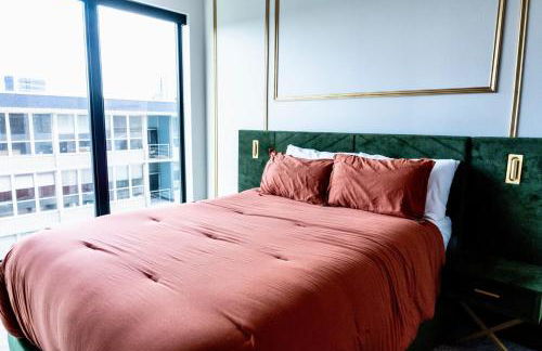 Midtown Condo Sky Deck with Fast WiFi & Free Parking - Foto 18