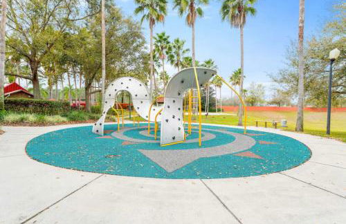 Tropical Oasis on Hypolita - Photo 51