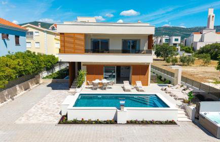 Villa San Pietro A Luxurious Seaside Retreat in Kaštel Štafilić - Foto 10