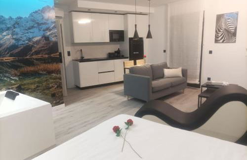 The Romantic Loft - Photo 10