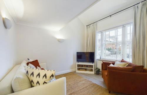 “The Sleepers Cottage” 2-6 people w/ free parking - Photo 6