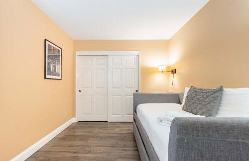 Santa Cruz Retreat Near Beach with Free Parking - Foto 25