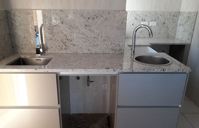 2 Bedroom Executive & Holiday Suburban Home - Foto 9