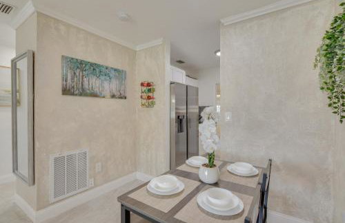 Couples World Cup Base 5 Mi to Hard Rock Stadium! - Foto 8