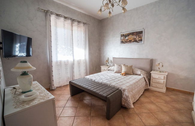 Villa Geraldina con piscina - Foto 13