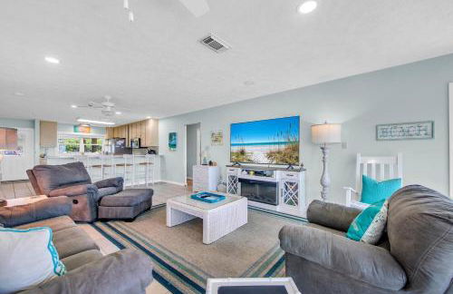 Belles Beach House - Photo 20