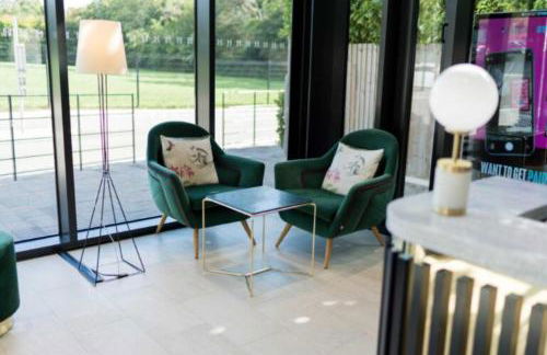 For Students Only Hox Park Egham - Foto 2