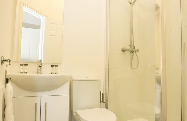 Grand Canal District Apartments - Photo 56