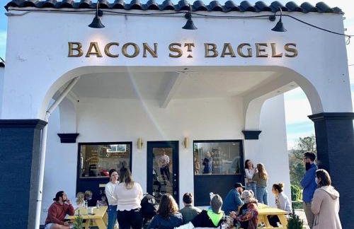 Lighthearted Family Friendly Downtown River Views - Foto 47