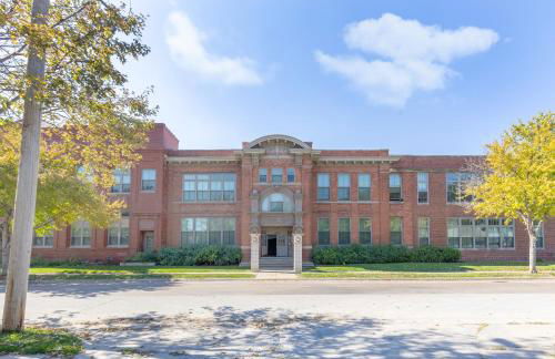 Boutique 1BR Condo - Walk to Memorial Stadium - Historic Hayward Place - Foto 13