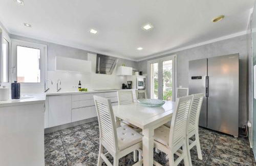 Villa Sa Caleta Private sea & spa - Foto 9