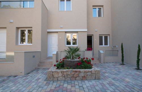 Blue Sky Apartments - Photo 13