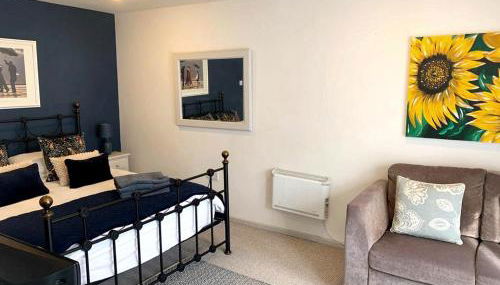 Yew Tree View - Photo 3