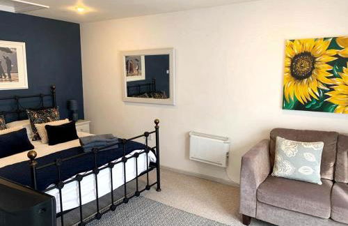 Yew Tree View - Photo 3