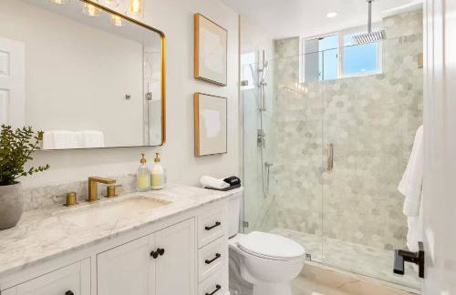 Disney Frozen Fantasy by OC Adventure Homes - Foto 33
