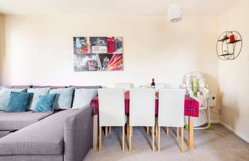 Cosy Milton Keynes Retreat with 2 Bedrooms - Photo 12