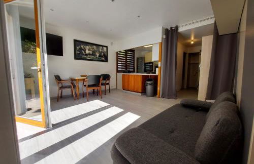 Centre St Jorioz : Charmant et spacieux studio avec terrasse et jardin privatif - Photo 4