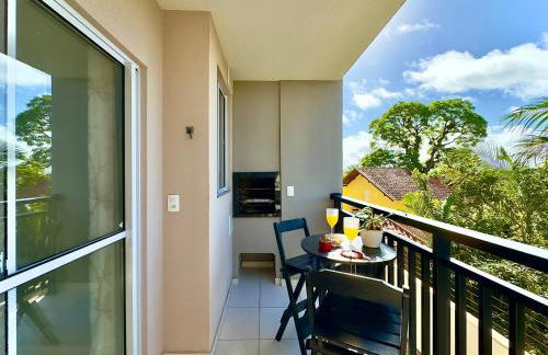 Aptos em Bal Piçarras a150m da PRAIA, dois quartos, sala de estar, COZINHA COMPLETA, SACADA com CHURRASQUEIRA, WI-FI, PISCINA, PORTARIA 24h, PLAYGROUND e QUADRA DE ESPORTES - Foto 33