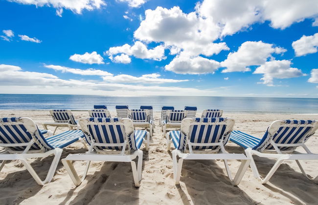 Edgewater Beach Resort, a VRI resort - Photo 38