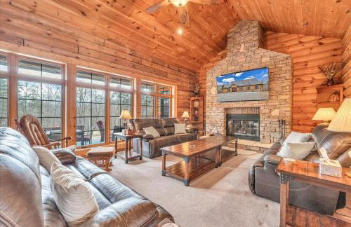 Liberty Pines - Lakefront Log Home, Swim Spa & Game Room - Photo 12