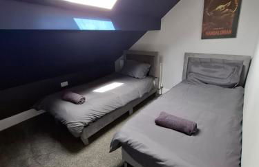 Liz's 4 Bed House: Close to the Motor Point Arena - Foto 55