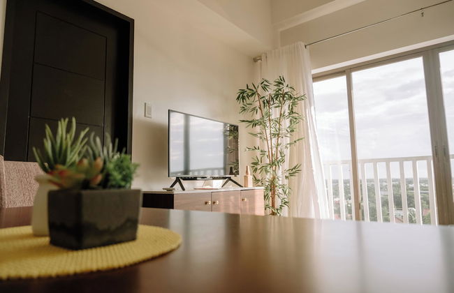 Spacious & Bright Family Escape - Photo 25