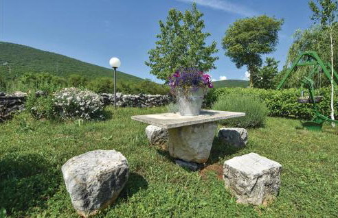 Cozy Home In Vojnic Sinjski With Sauna - Photo 18