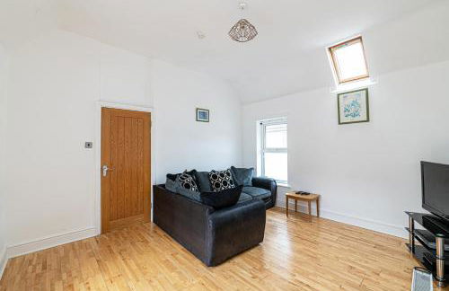 Colwyn Bay Two Bedroom Apartment by Guestz - Foto 6
