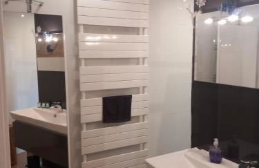 Les Volets Bleus - Foto 23