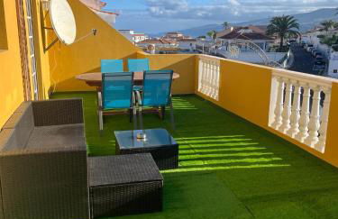 Große Terrasse mit Esstisch, Markise. Einfach - Foto 18