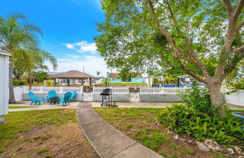 Beautiful & Cozy Home on a Canal in Hudson, FL! - Foto 49